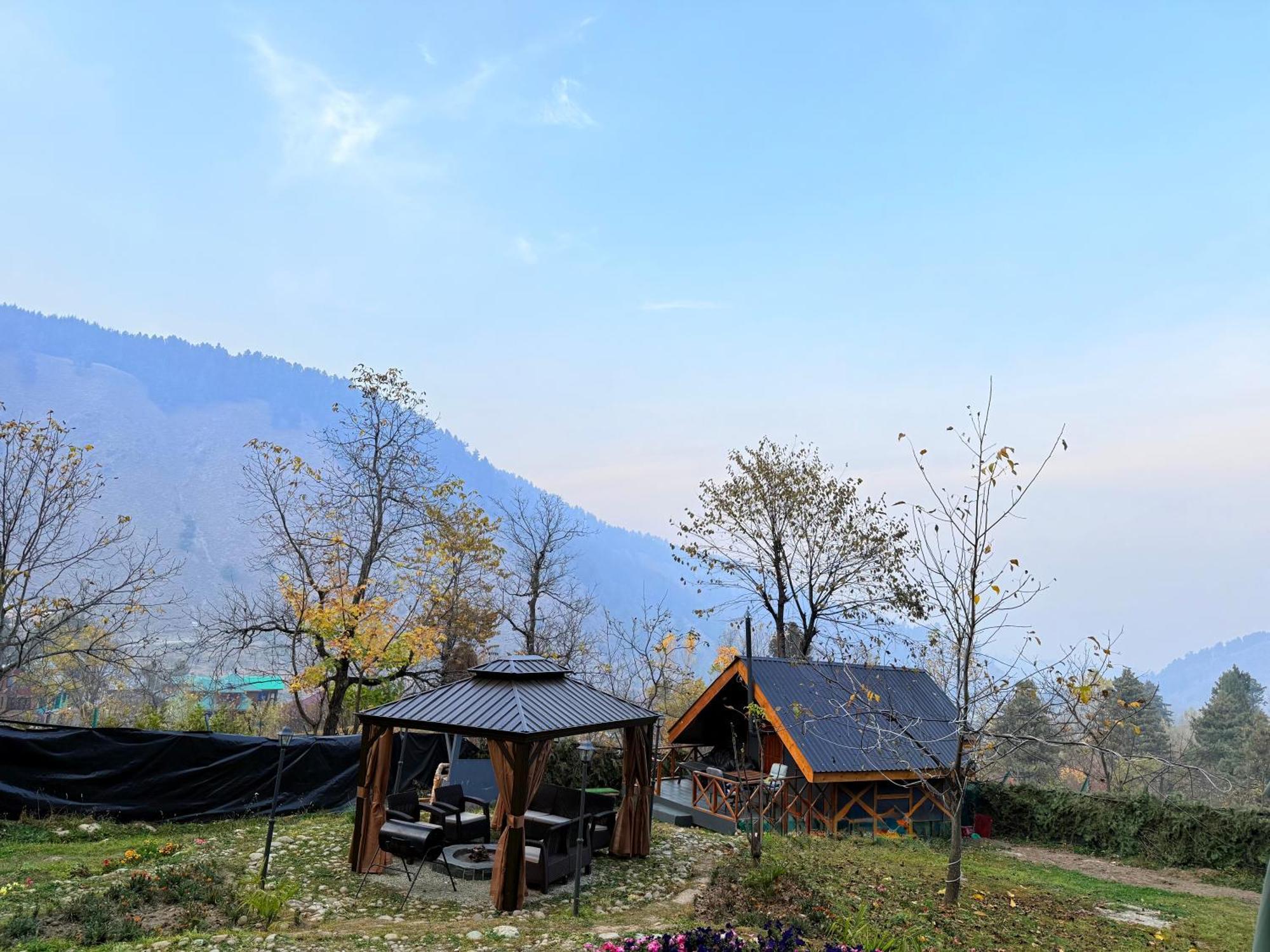 Villa Solomons Gray à Tangmarg Chambre photo